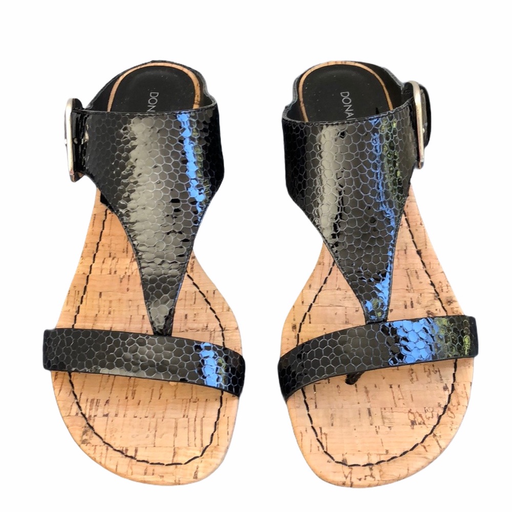 Donald Pliner patent leather black wedge thongs